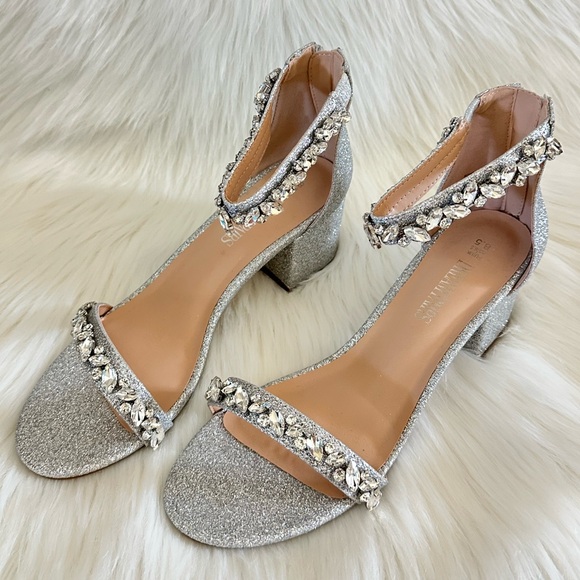 NWOT DREAM PAIRS Women's Low Chunk Heel Pump Silver Sparkling Sandals Size 8.5 - Picture 8 of 8